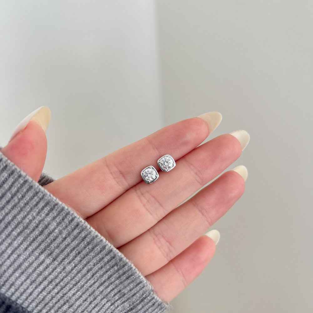 925 Sterling Silver Soft Halo Cushion Bezel Zircon Stud Earrings 5mm