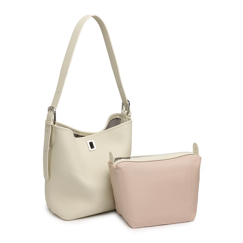 Women's Full-Grain Cowhide Sculpted Bucket Bag with Turn-Lock