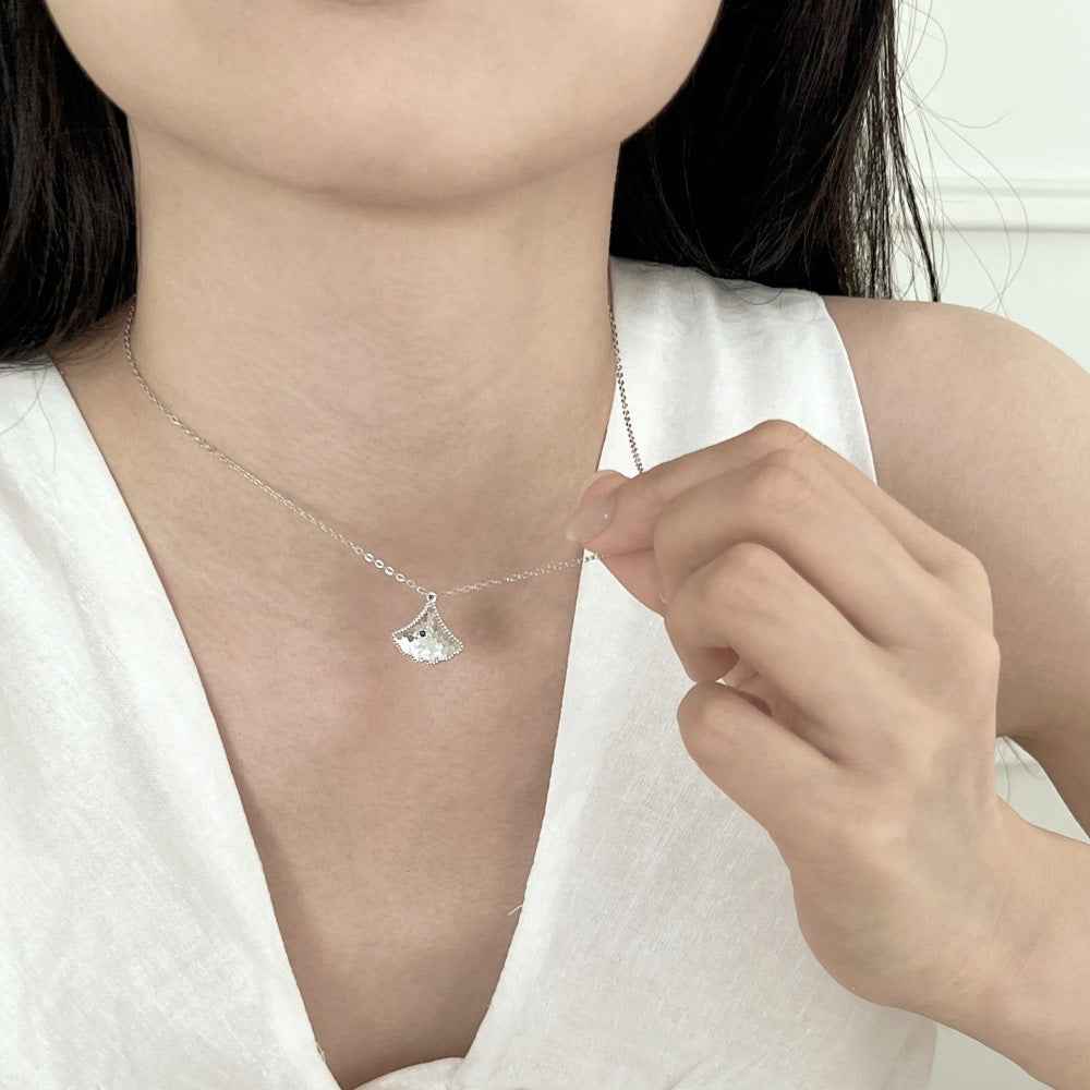 925 Sterling Silver Autumn Gleam Textured Maple Pendant Necklace