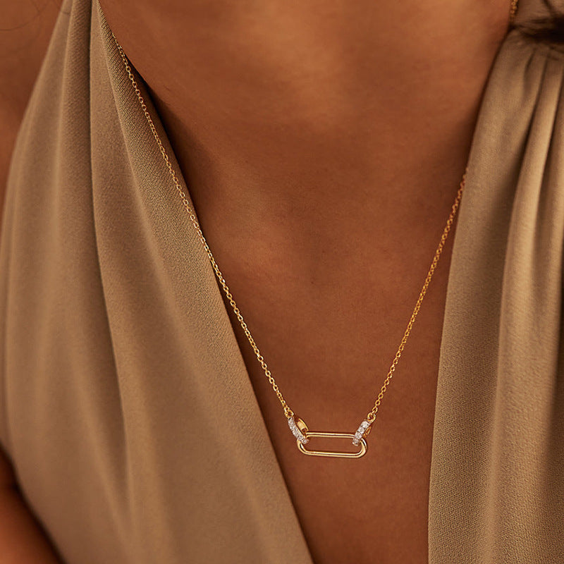 “Link Muse” S925 Sterling Silver Interlocking Paperclip Necklace