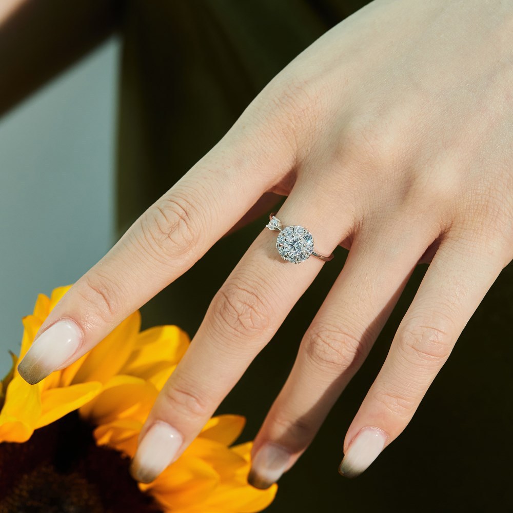 925 Sterling Silver Rotating Halo Open Ring – Golden Bloom Whisper