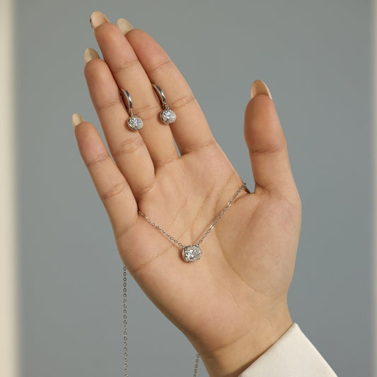 “Oval Brilliance” S925 Sterling Silver Oval Necklace and Earrings Set