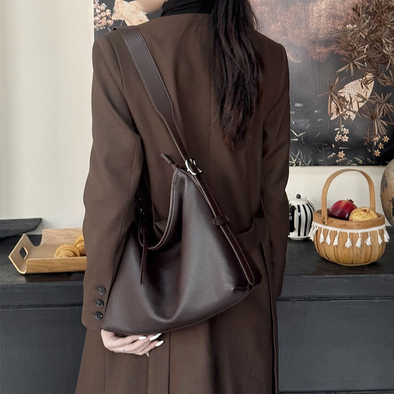 Women's Genuine Leather Retro Shoulder Tote Bag with Lock Detail