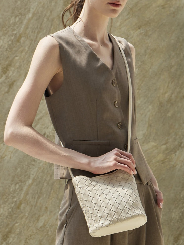 Women's Hand-Woven Sheepskin Bucket Crossbody Bag