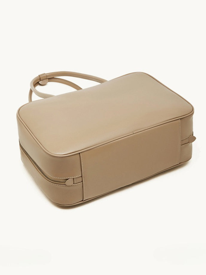 Women's Smooth Full-Grain Cowhide Boxy Work Bag